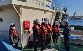 해양환경공단 동해지사, 청소년 승선체험을 통한 교육기부활동 실시 - 첨부파일(승선체험(2).JPG)